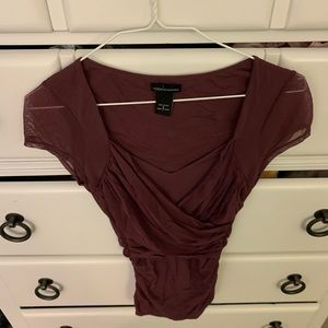Size small burgundy blouse top!